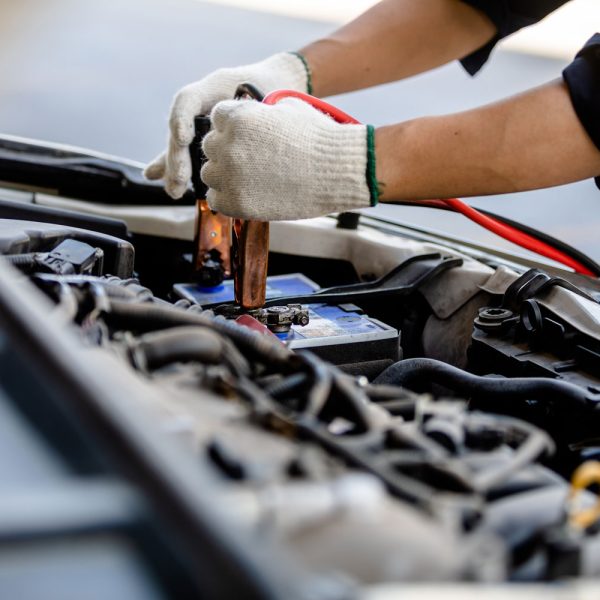 duggys-garage-car-service-battery