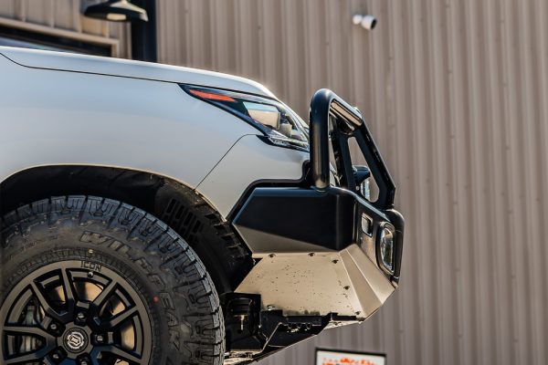 Lexus LX570 Side View