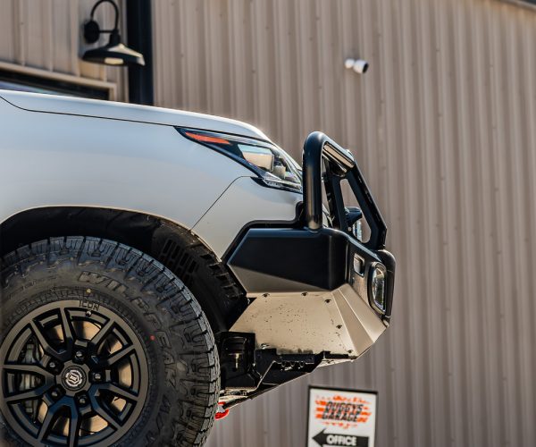 Lexus LX570 Side View