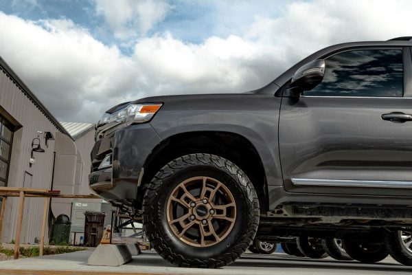 land-cruiser-toyota-duggys-garage-houston-tx-77018-auto-repair (10)