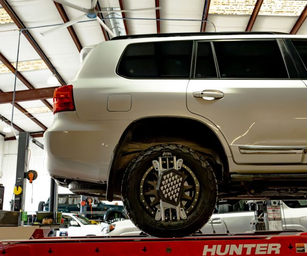 land-cruiser-toyota-duggys-garage-houston-tx-77018-auto-repair (15)